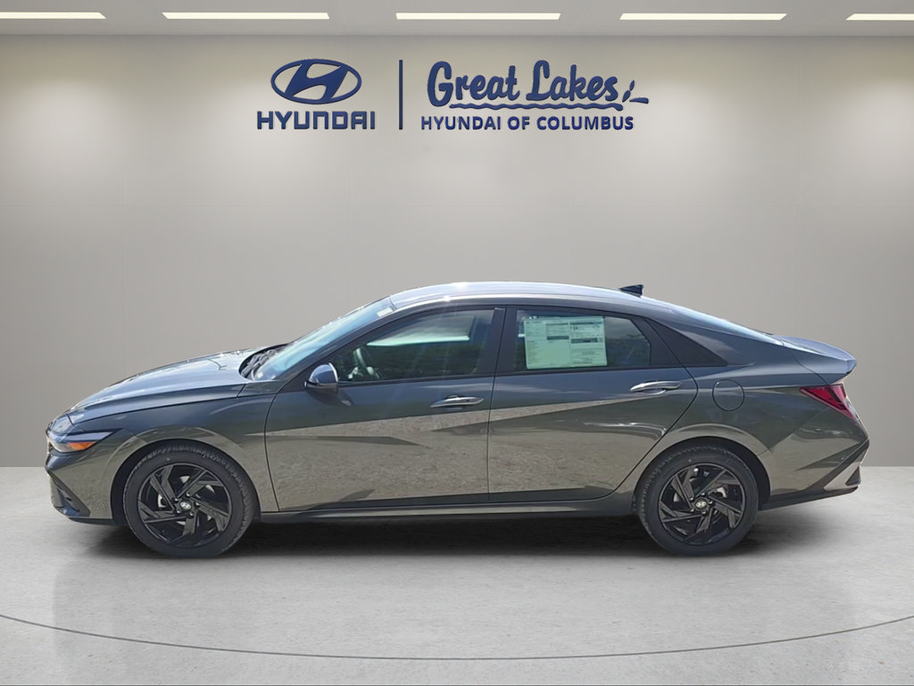 New 2026 Hyundai Elantra Sport FWD image 4