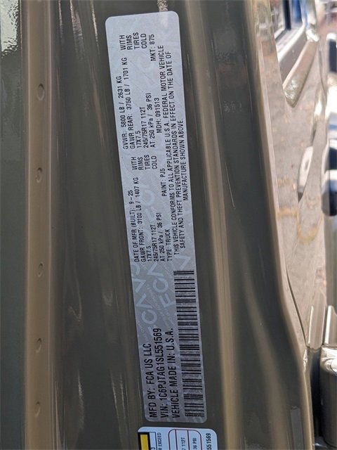 New 2025 Jeep Gladiator Sport image 25