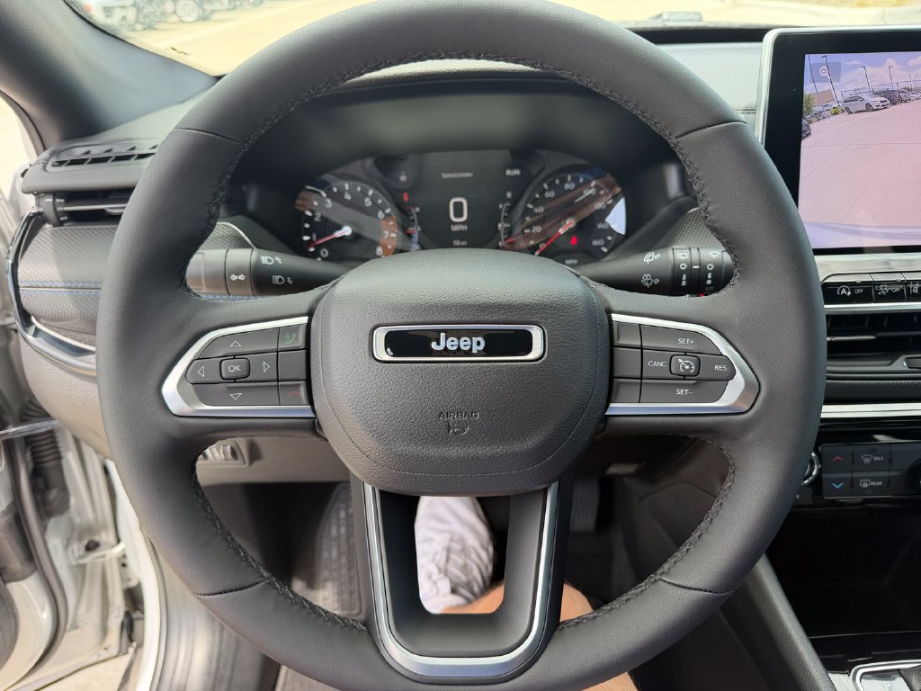 New 2026 Jeep Compass Latitude AWD/4WD image 17