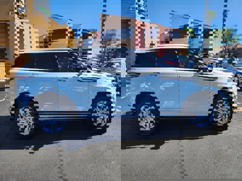 Used 2023 Land Rover Range Rover Evoque R-Dynamic S image 2