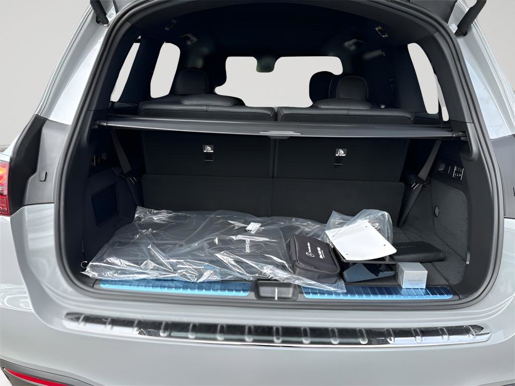 New 2026 Mercedes-Benz GLS 580 4MATIC image 24