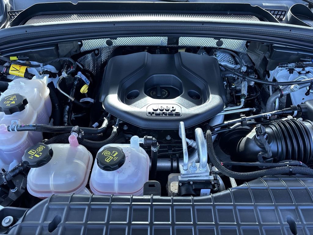 Used 2022 Jeep Grand Cherokee Summit w/ Advanced Protech Group IV image 30