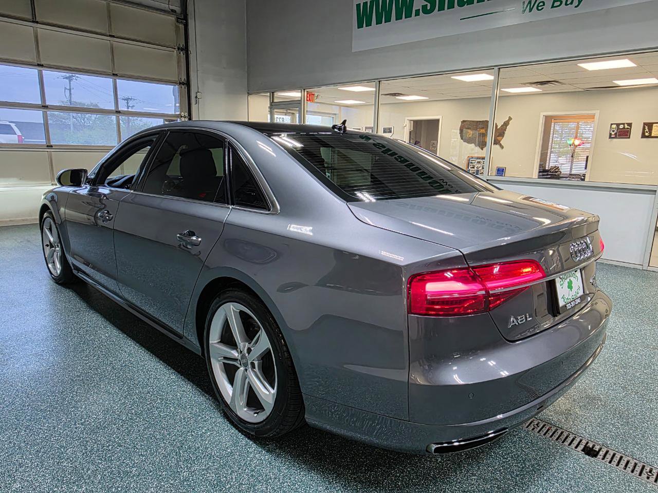 Used 2018 Audi A8 L 4.0T w/ Executive Package image 9