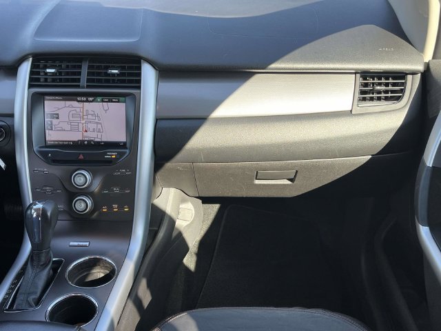 Used 2013 Ford Edge SEL FWD image 19