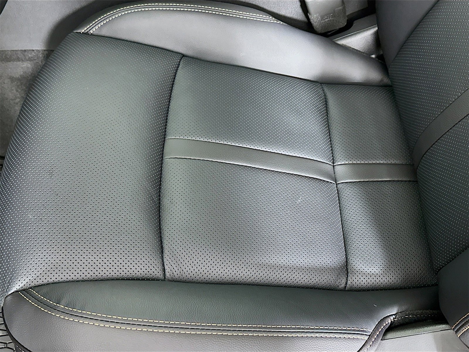 New 2026 MAZDA CX-90 Plug-In Hybrid w/ Preferred image 19