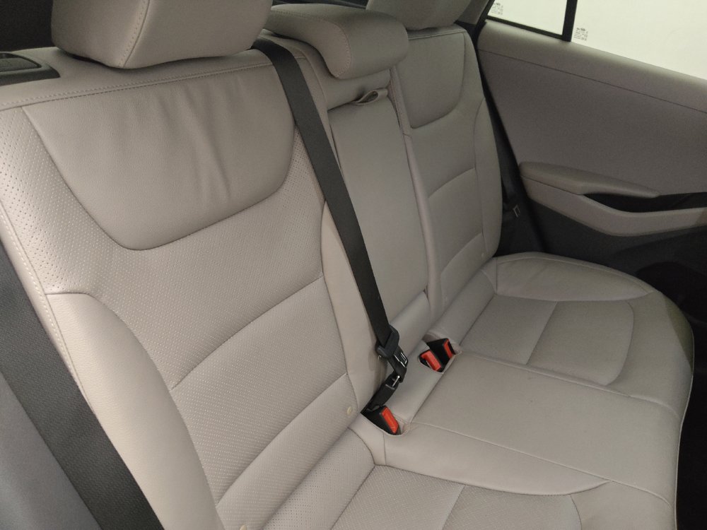 Used 2019 Hyundai Ioniq Limited FWD image 19