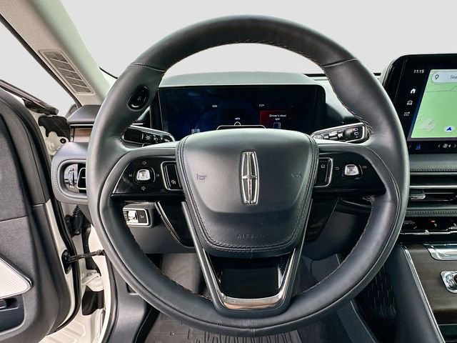 Used 2025 Lincoln Aviator Reserve w/ Luxury Package RWD image 11