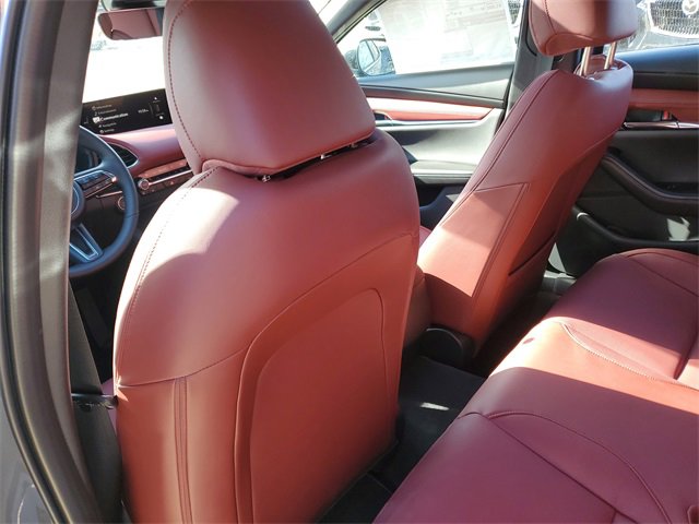 New 2026 MAZDA MAZDA3 Hatchback w/Premium Plus Pkg image 14