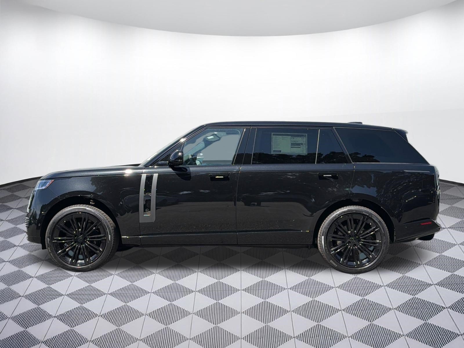 New 2026 Land Rover Range Rover SV AWD/4WD image 2