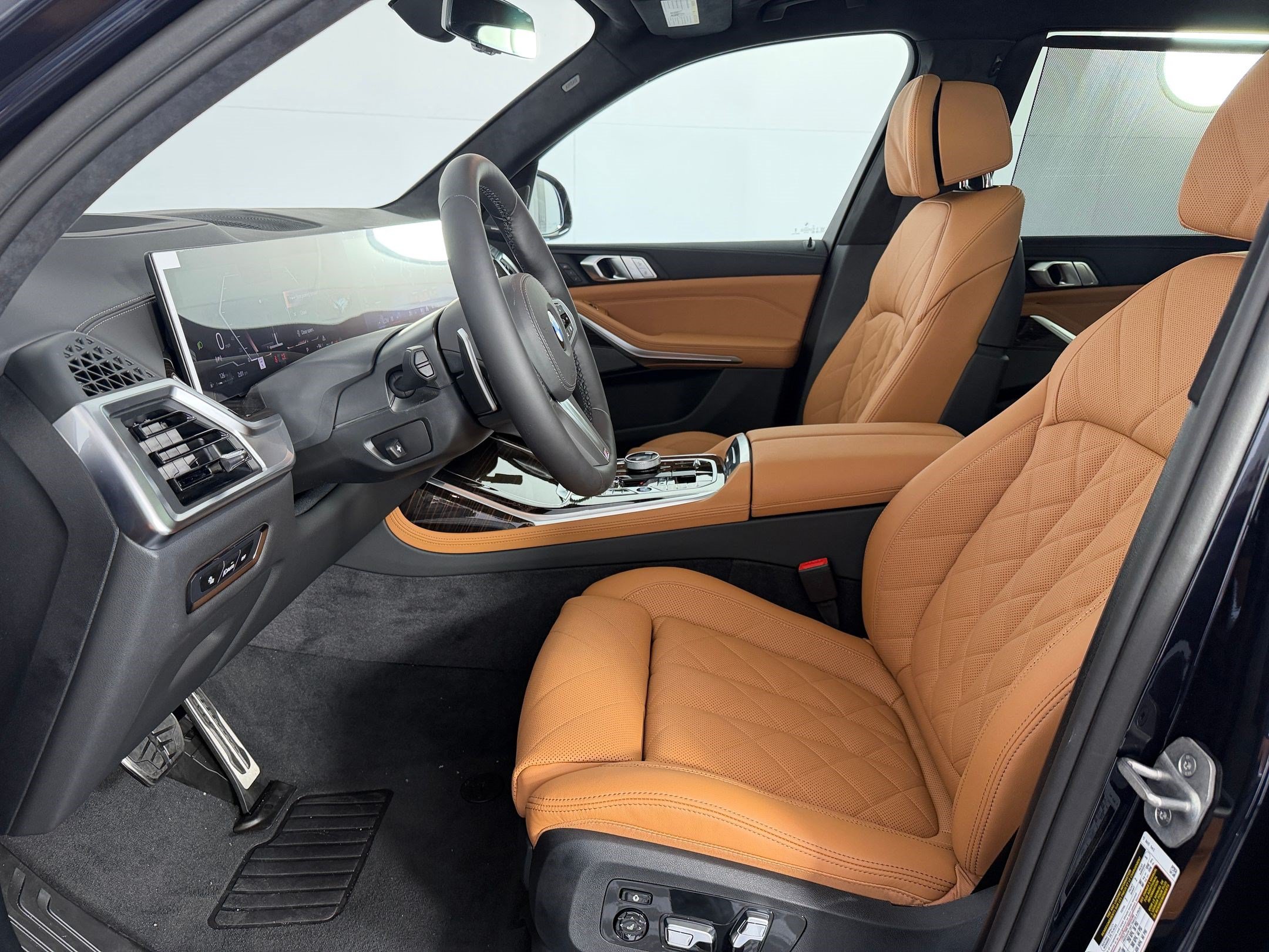 New 2027 BMW X7 xDrive40i w/ Executive Package AWD/4WD image 5