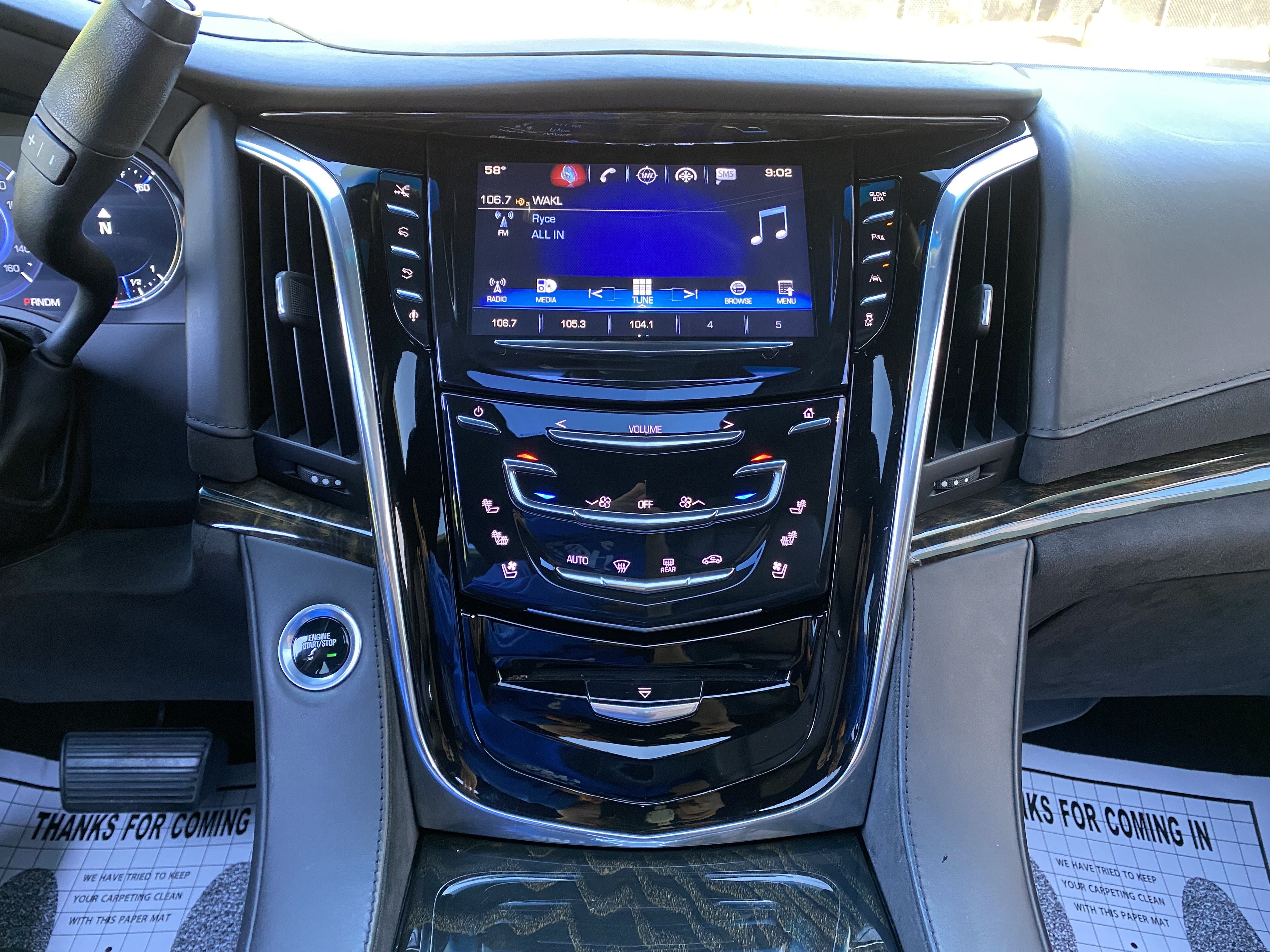 Used 2016 Cadillac Escalade Platinum AWD/4WD image 26
