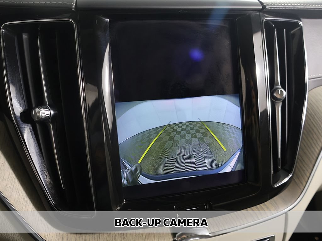 Used 2023 Volvo XC60 B6 Ultimate AWD/4WD image 7
