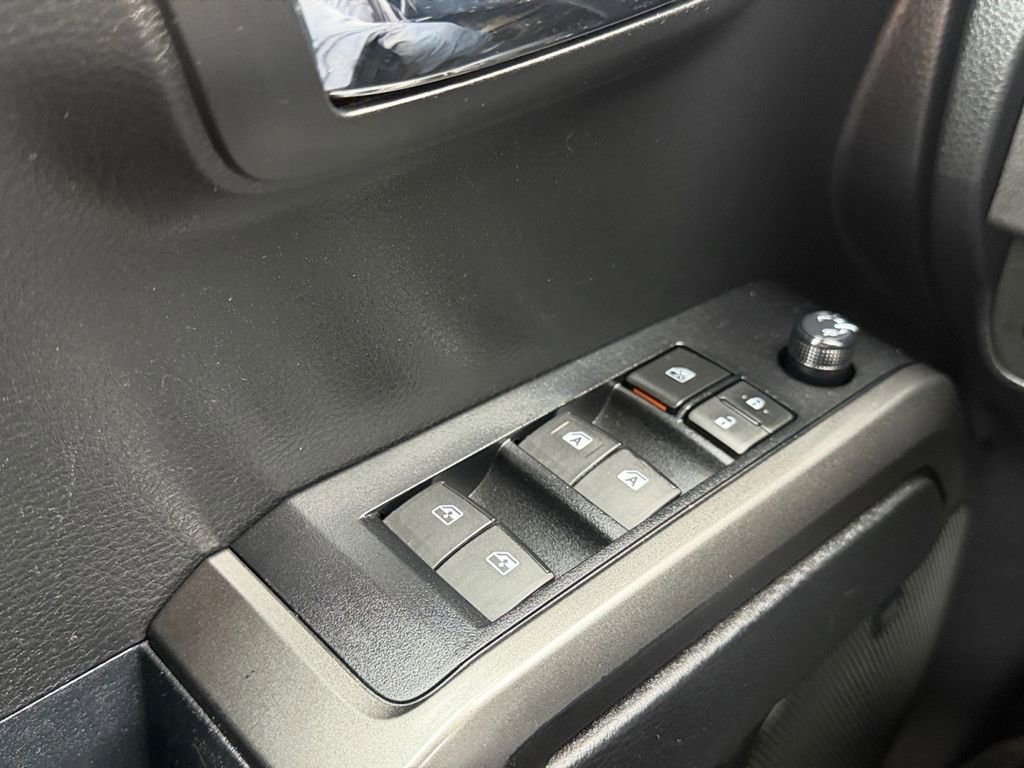 Used 2019 Toyota Tacoma TRD Sport image 20