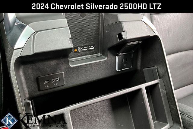 Used 2024 Chevrolet Silverado 2500 LTZ w/ LTZ Premium Package image 20