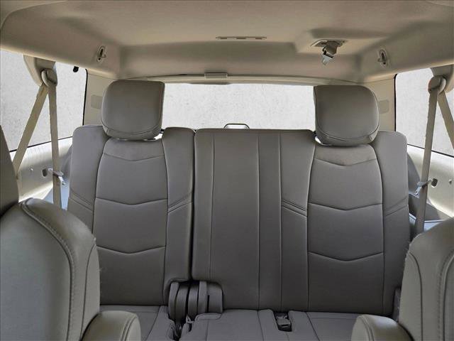 Used 2020 Cadillac Escalade ESV Luxury AWD/4WD image 19