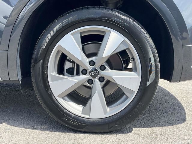 Used 2023 Audi Q5 2.0T Premium Plus w/ Premium Plus Package image 11