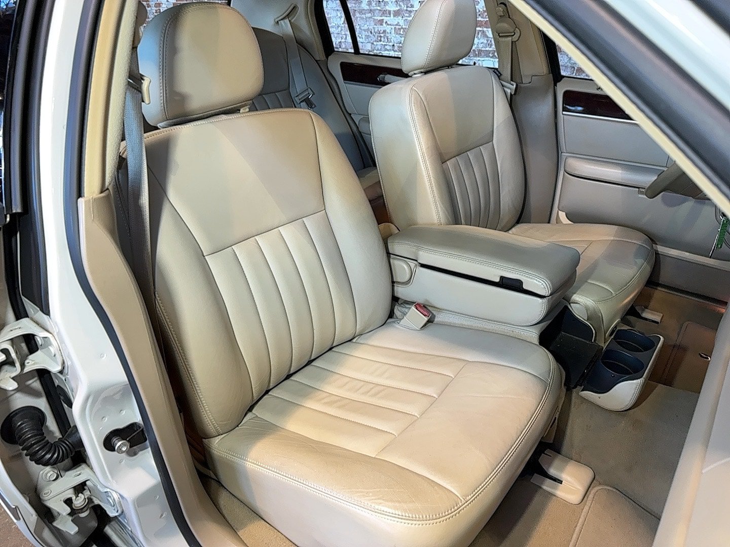Used 2007 Lincoln Town Car Signature RWD image 72
