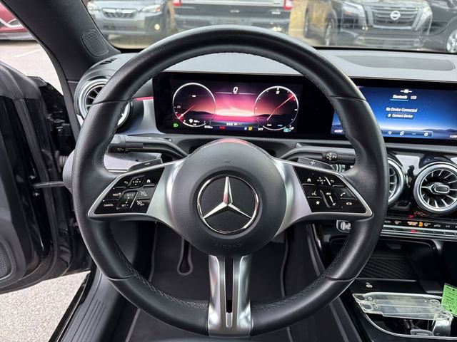 Used 2025 Mercedes-Benz CLA 250 4MATIC image 22
