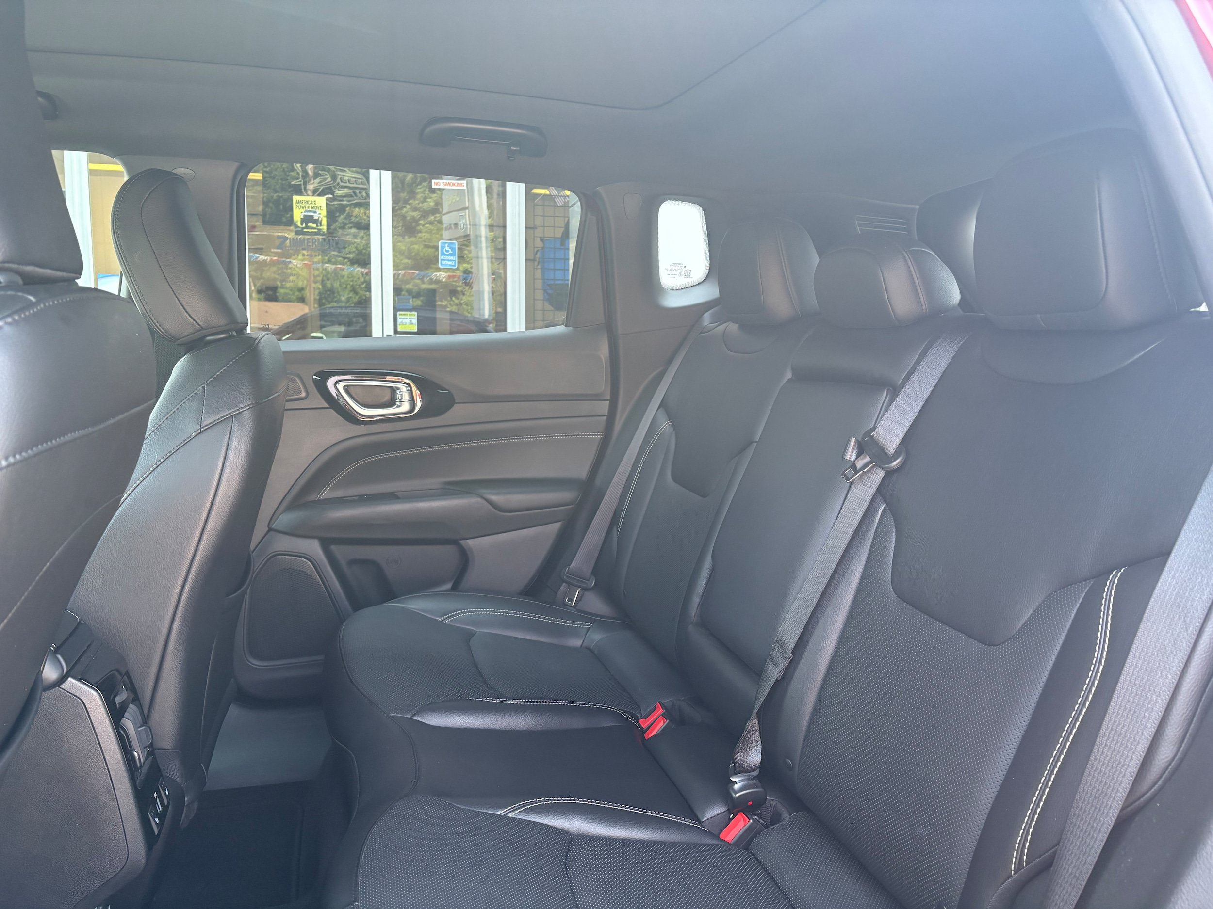 Certified 2022 Jeep Compass High Altitude AWD/4WD image 13