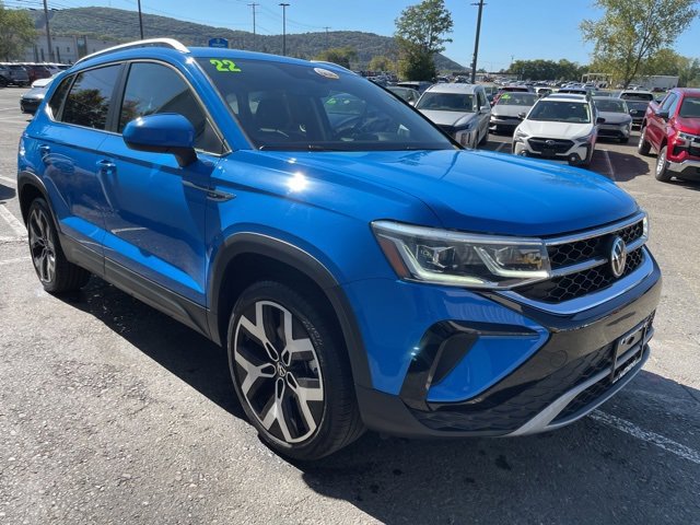 Used 2022 Volkswagen Taos SEL image 6