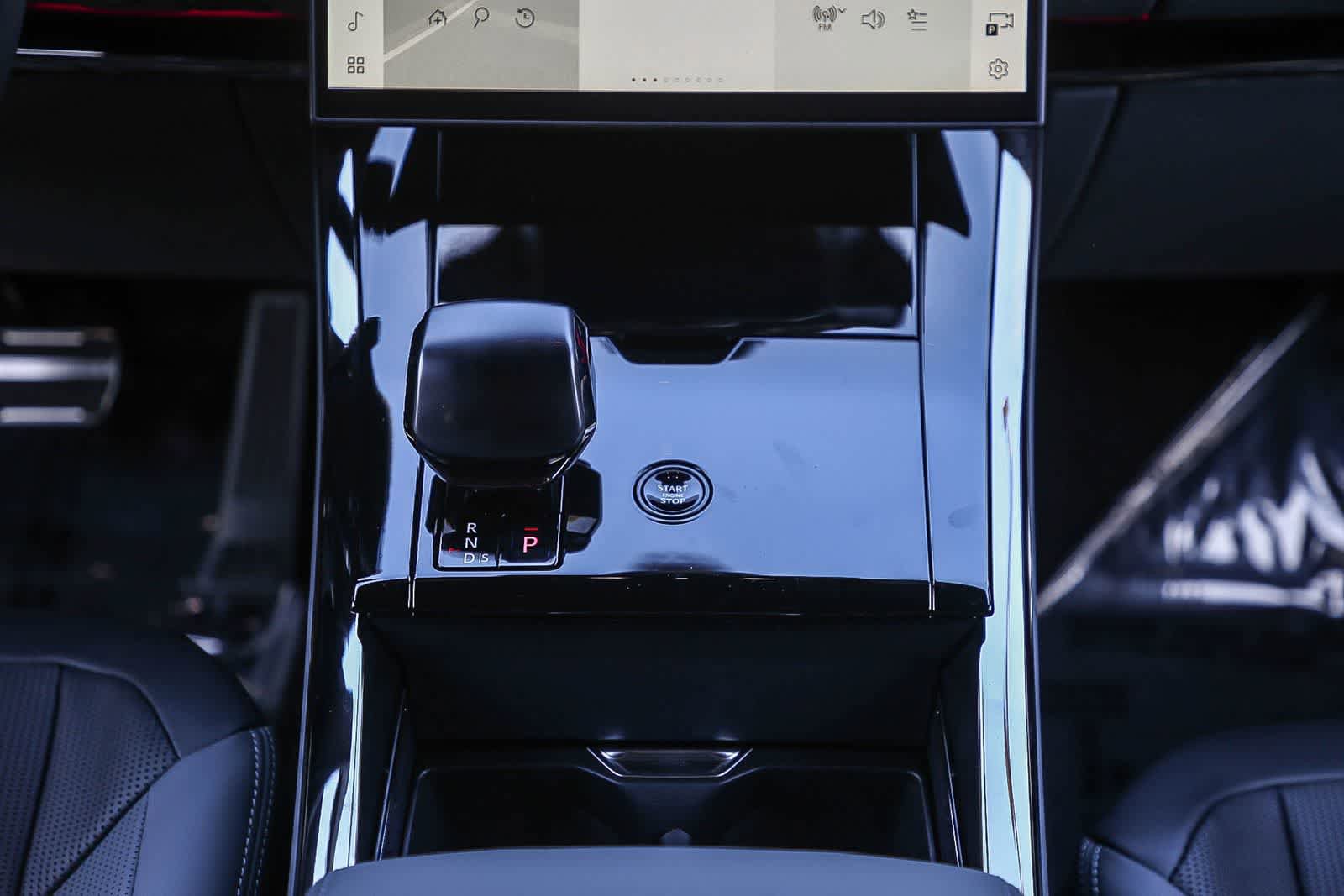 New 2025 Land Rover Range Rover Sport SV Edition Two image 19