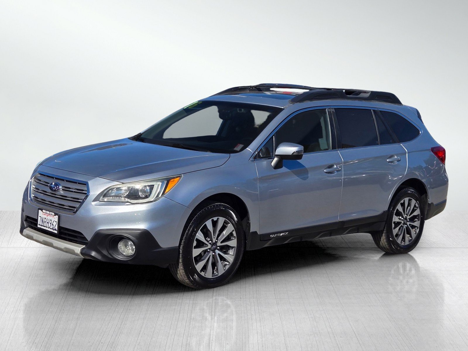 Used 2016 Subaru Outback 3.6R Limited AWD/4WD image 8
