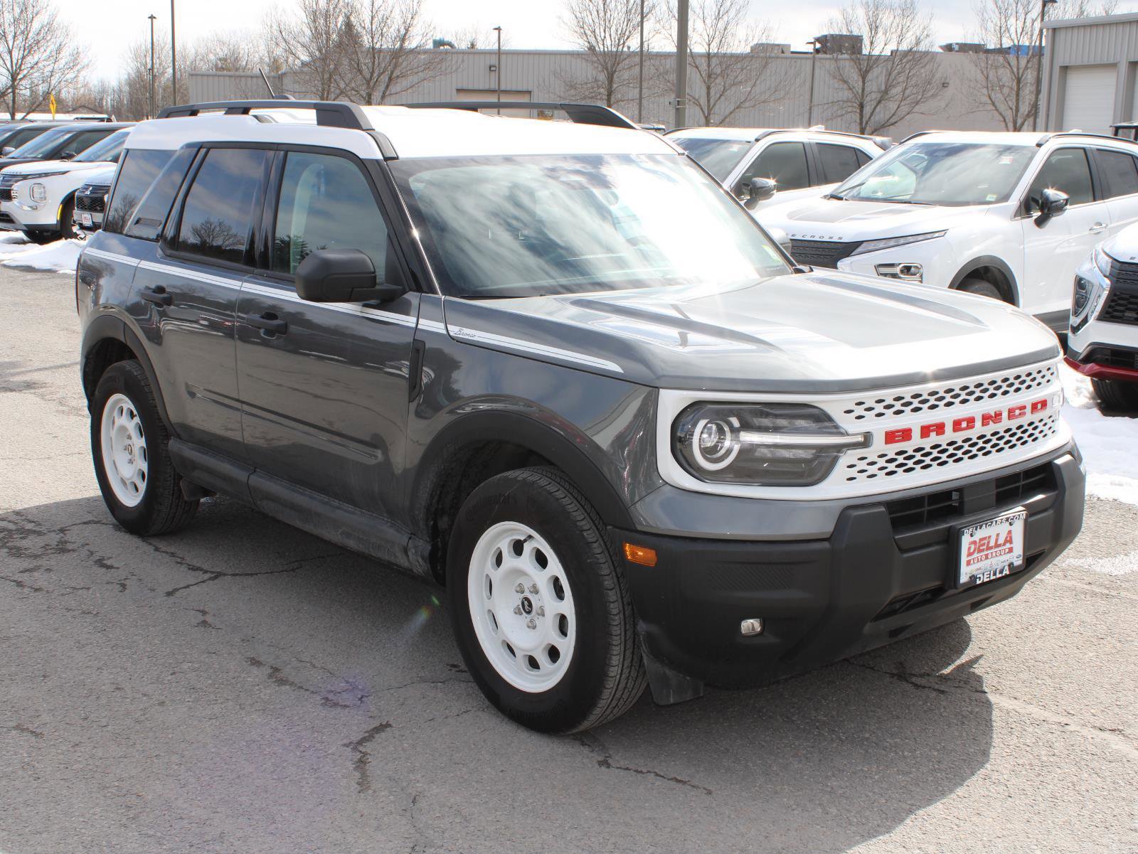 Used 2025 Ford Bronco Sport Heritage w/ Convenience Package image 3
