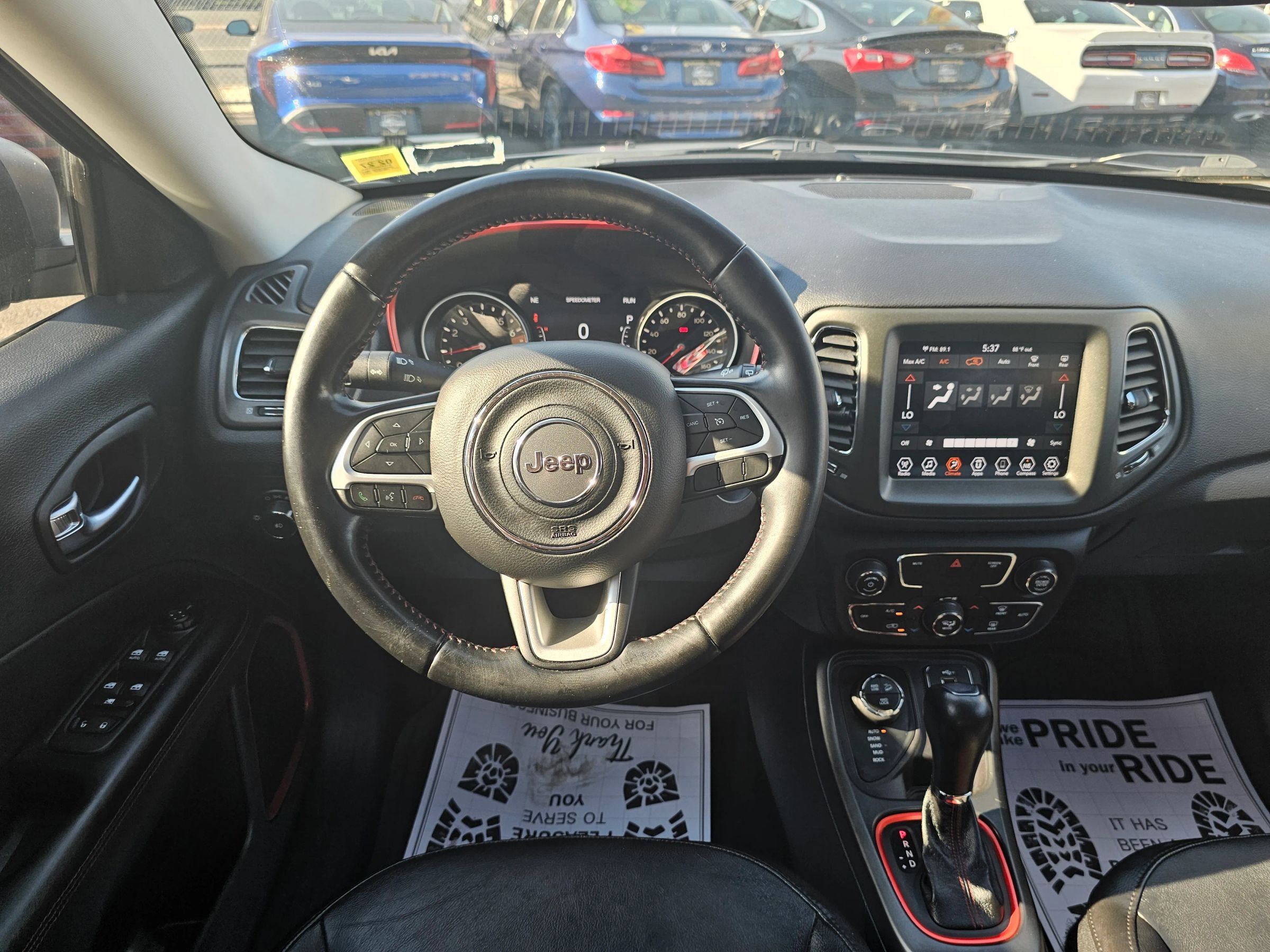 Used 2020 Jeep Compass Trailhawk AWD/4WD image 17
