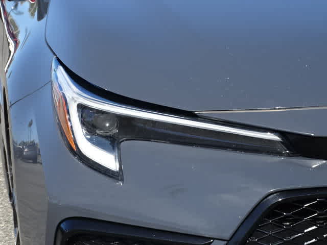 Used 2023 Toyota Corolla SE FWD image 5
