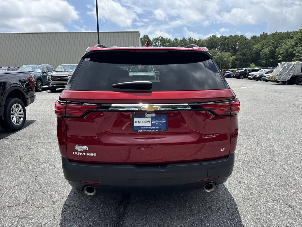 Used 2023 Chevrolet Traverse LT FWD image 6