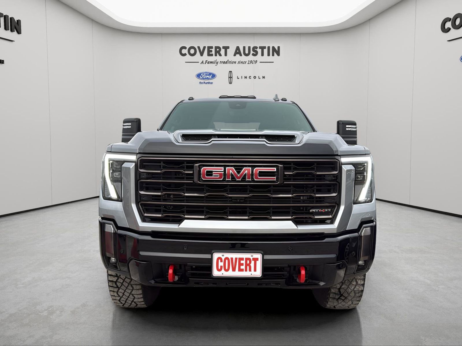 Used 2024 GMC Sierra 2500 AT4X image 8
