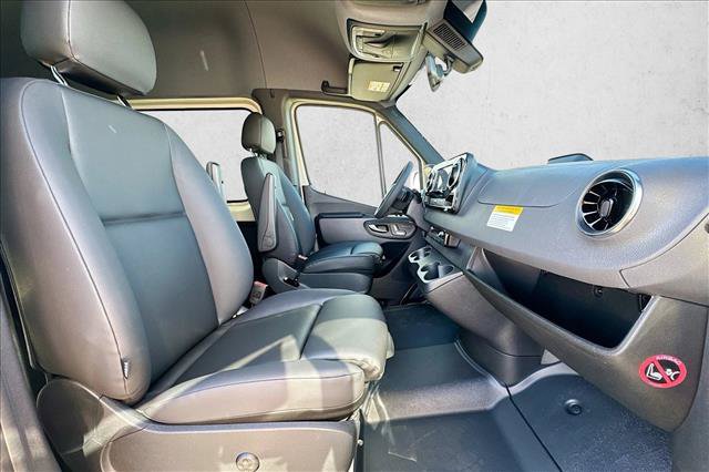 New 2026 Mercedes-Benz Sprinter 2500 image 23