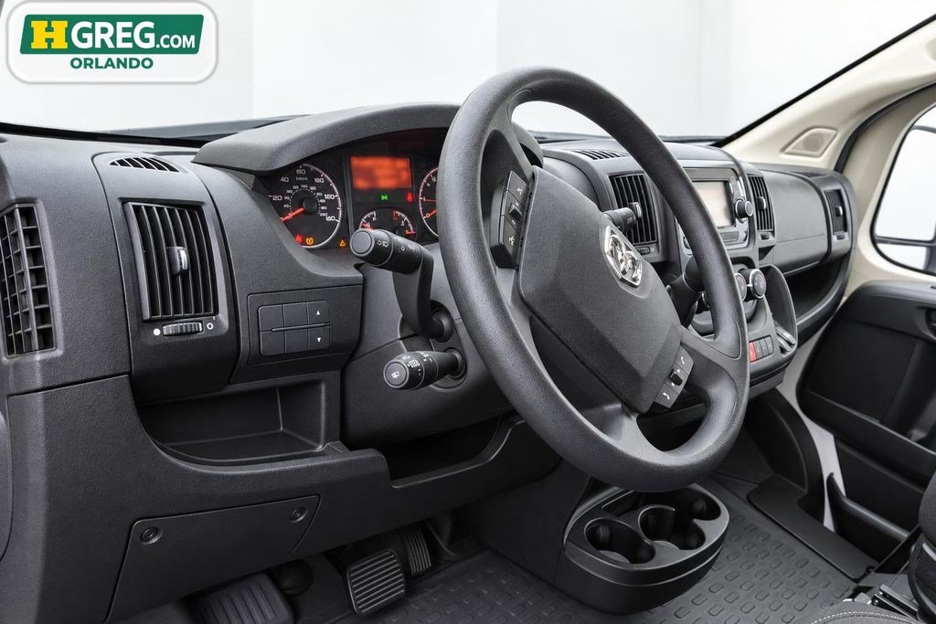 Used 2021 RAM ProMaster 2500 w/ Convenience Group FWD image 10
