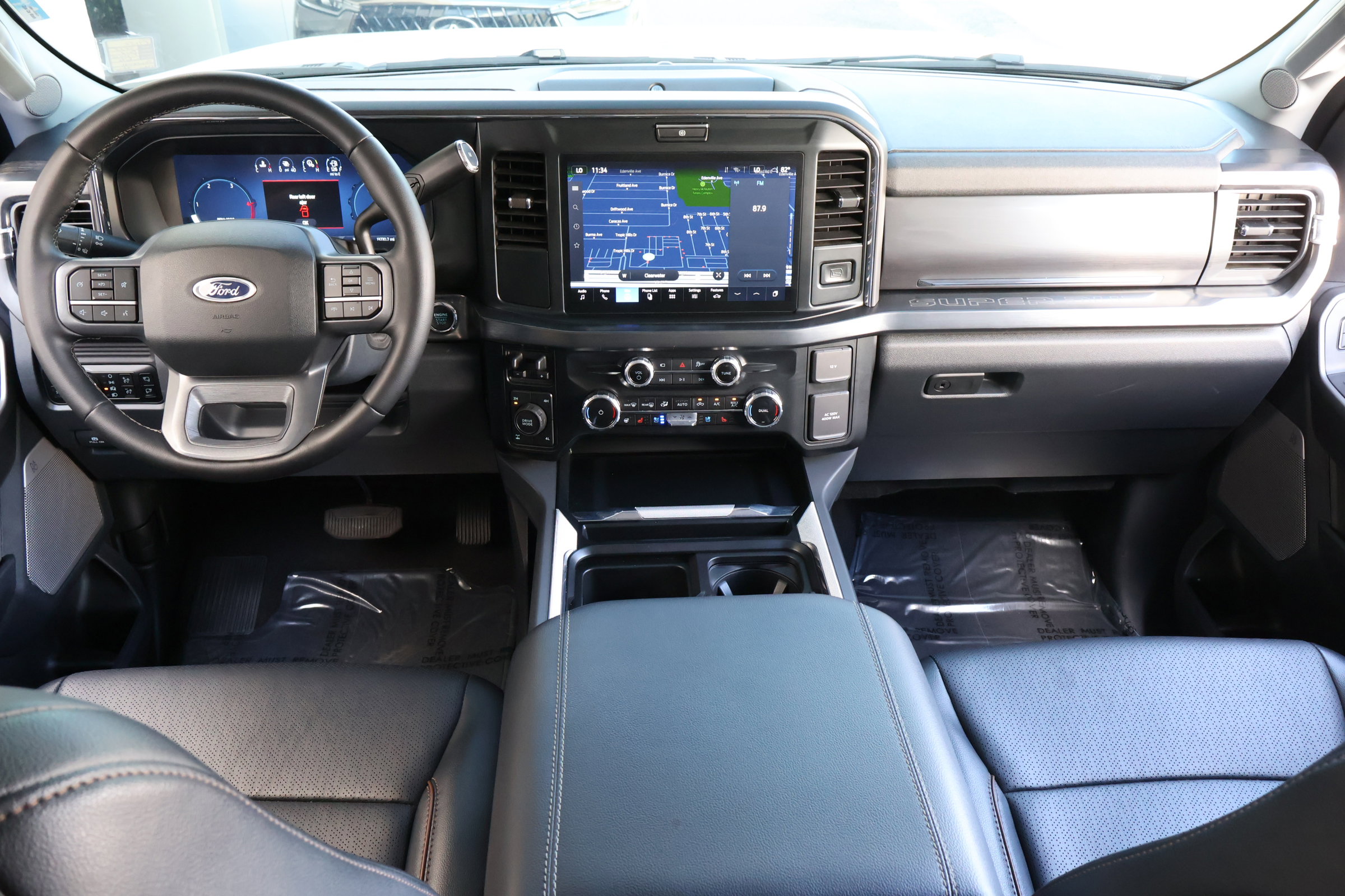 Used 2025 Ford F350 Lariat image 18