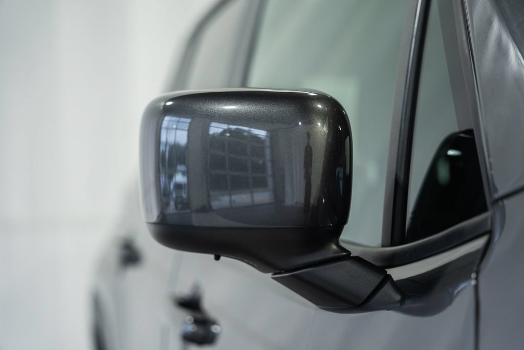 Certified 2018 Jeep Renegade Latitude AWD/4WD image 13