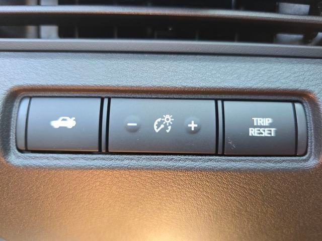 New 2025 Nissan Altima 2.5 SR w/ SR Premium Package image 12