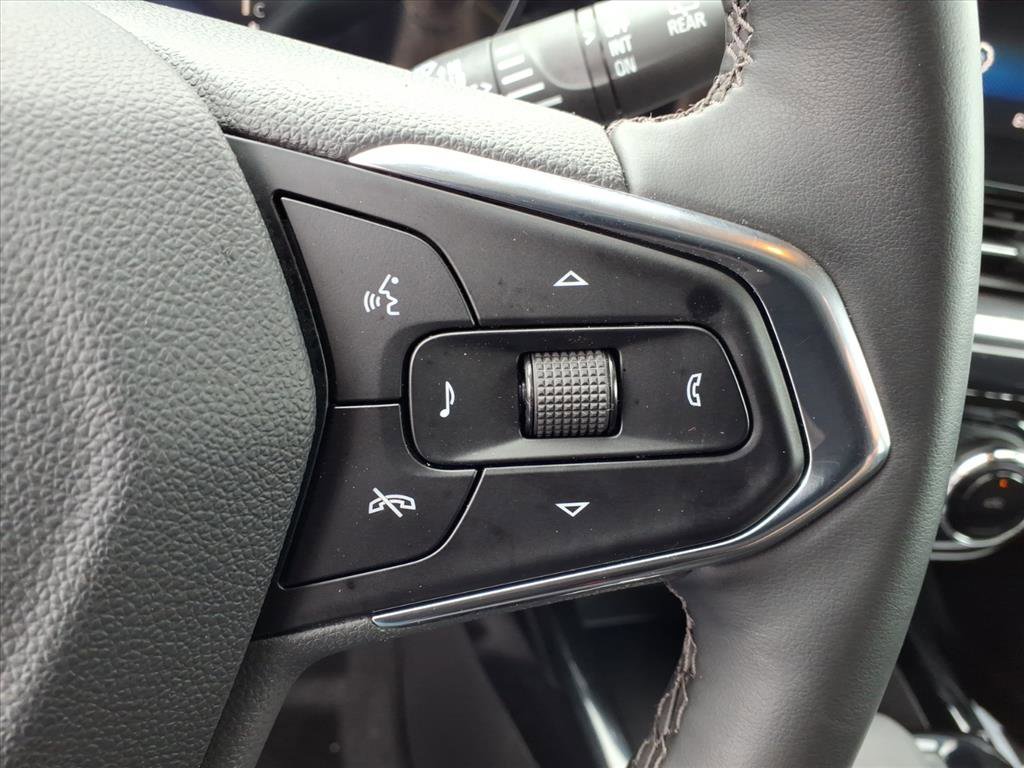 Used 2026 Chevrolet Trax ACTIV w/ Driver Confidence Package FWD image 19