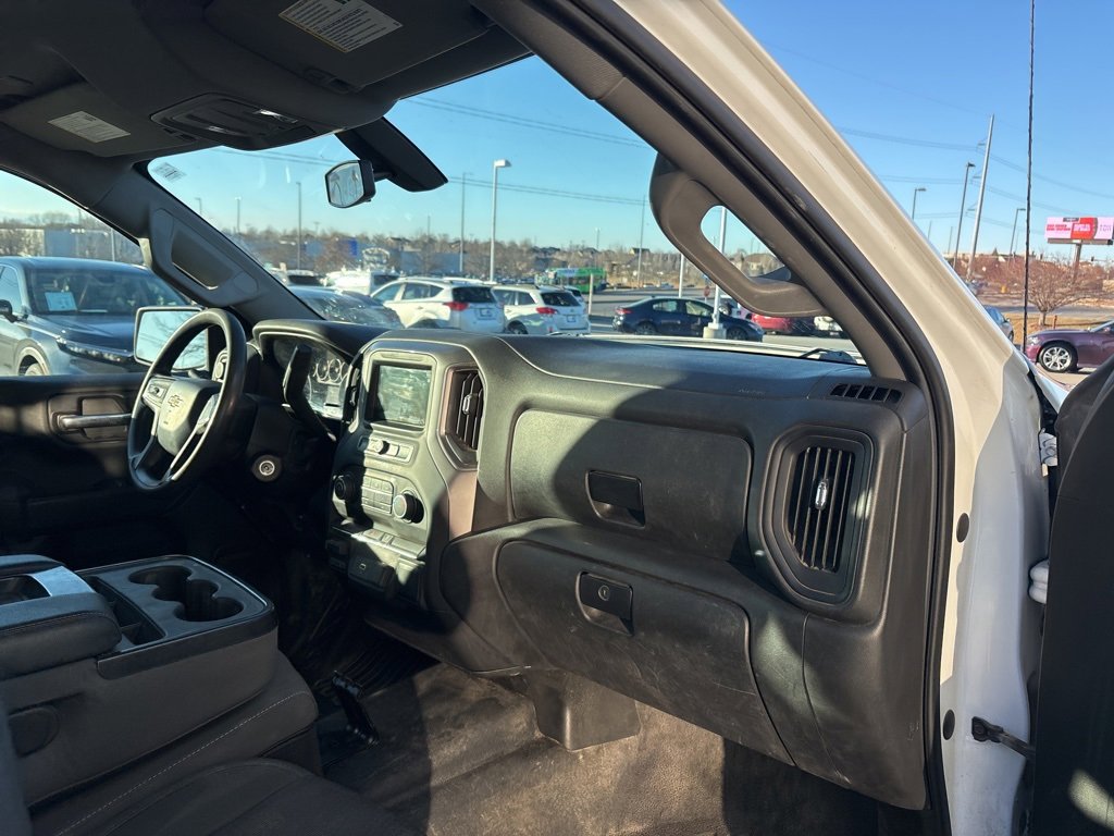Used 2019 Chevrolet Silverado 1500 W/T w/ Trailering Package image 23