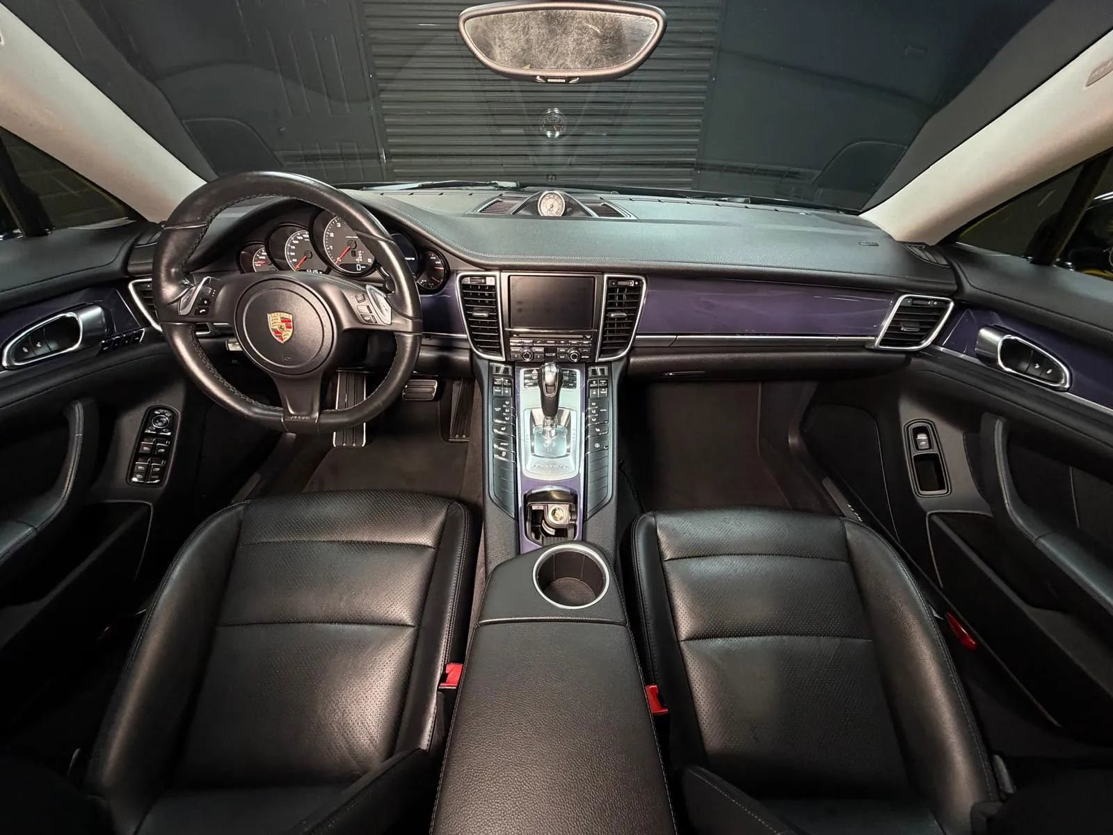 Used 2015 Porsche Panamera 4 image 23