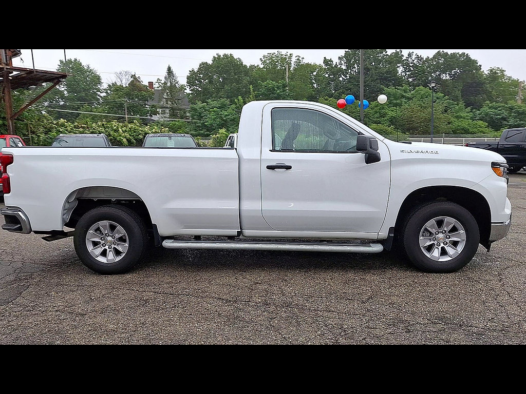 Certified 2025 Chevrolet Silverado 1500 W/T RWD image 9