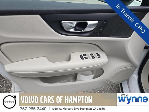 Used 2025 Volvo S60 B5 Core AWD/4WD image 8