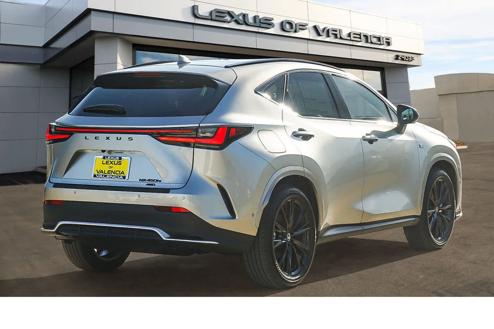 New 2026 Lexus NX 450h+ F Sport image 4
