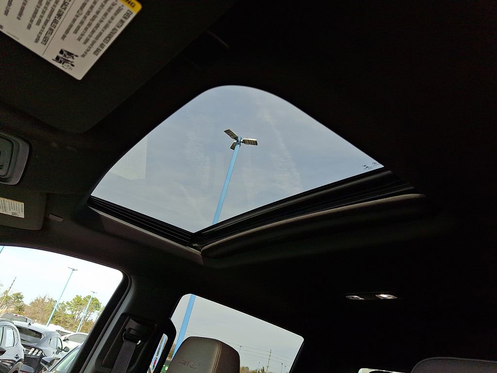 Used 2022 GMC Sierra 1500 AT4 w/ Technology Package image 15