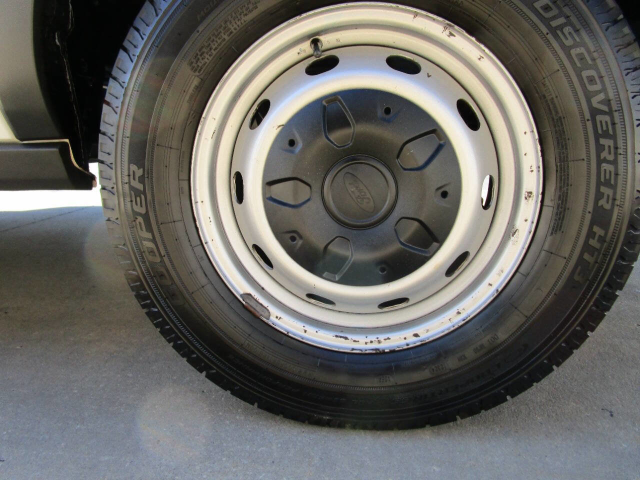 Used 2018 Ford Transit 350 148 Low Roof image 28