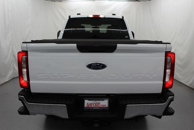 Used 2024 Ford F250 XLT w/ Snow Plow Prep Package AWD/4WD image 12