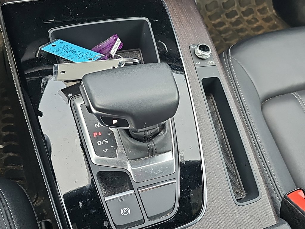 Certified 2023 Audi Q5 2.0T Premium Plus AWD/4WD image 8