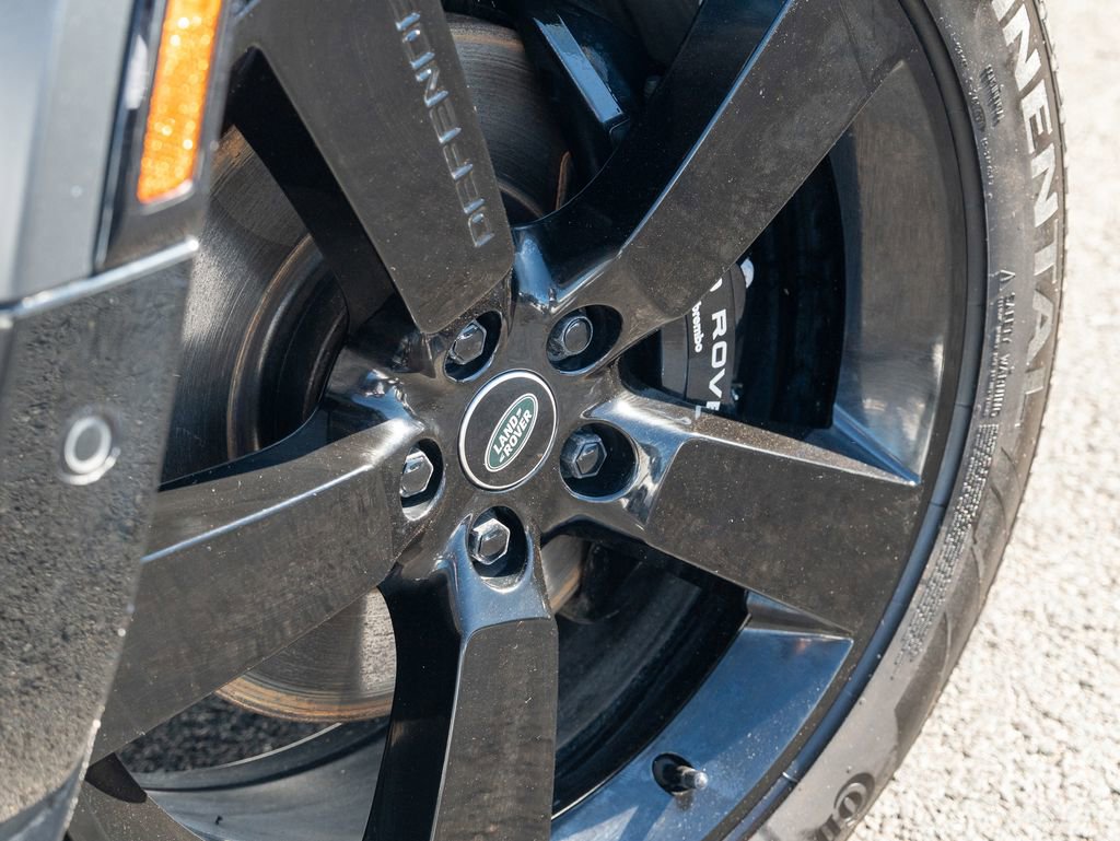 Used 2024 Land Rover Defender 110 Carpathian Edition image 9