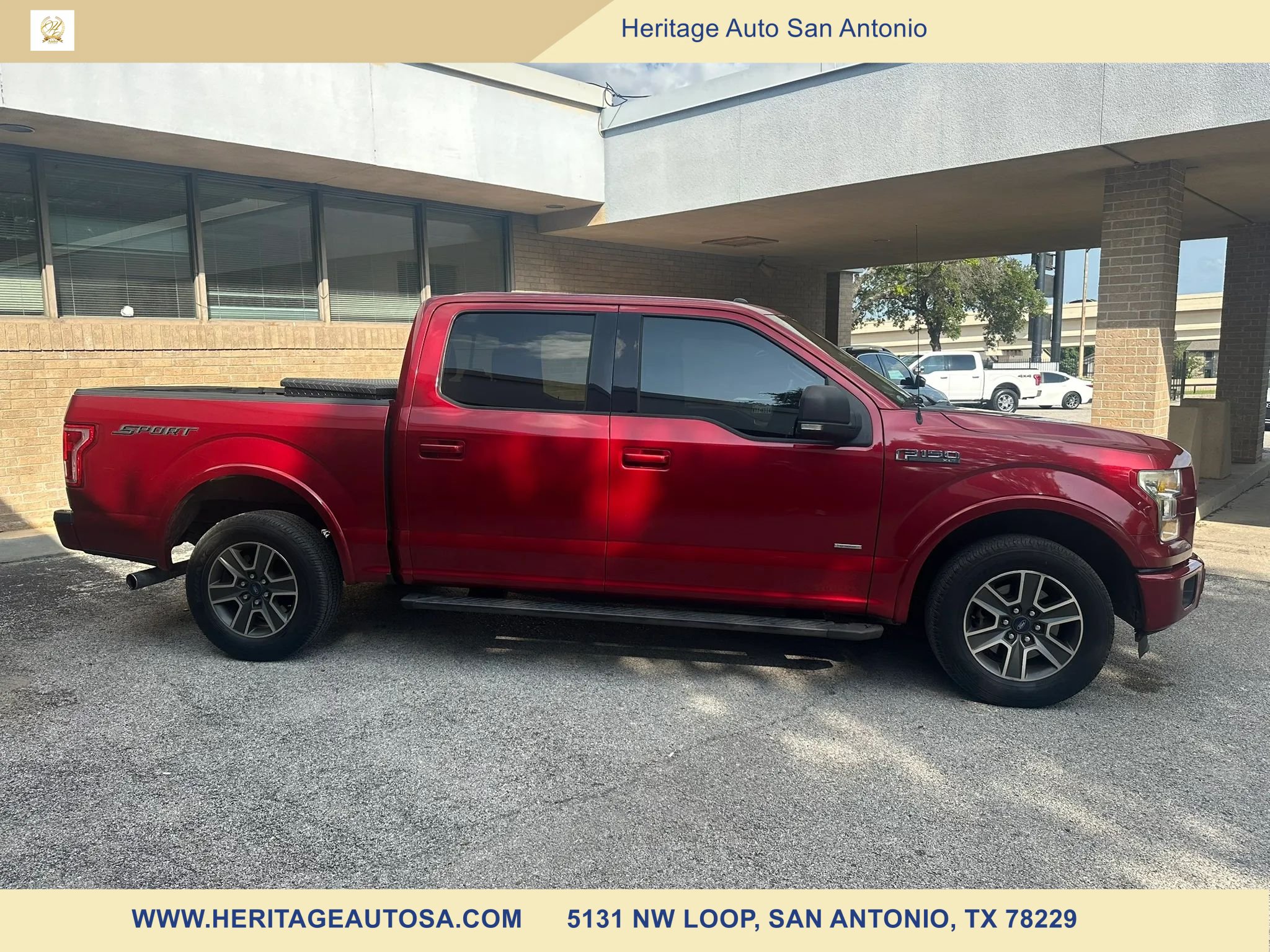Used 2016 Ford F150 XLT w/ Equipment Group 302A Luxury RWD image 4