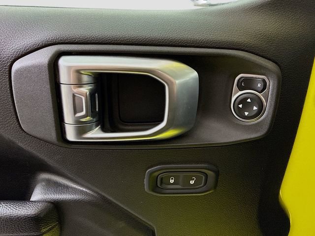 Used 2023 Jeep Gladiator Sport image 17