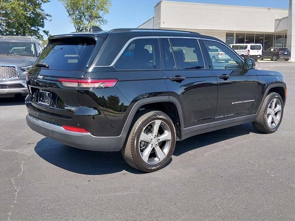 Used 2022 Jeep Grand Cherokee Limited RWD image 4